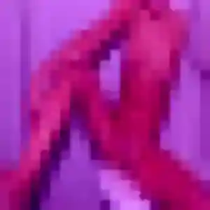 Wanda, 20 ans, en ligne à Algrange pour une rencontre coquine
