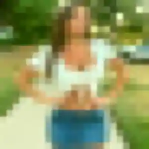 Anne-Charlotte, 44 ans, connectée à Asnières-sur-Seine pour une rencontre coquine