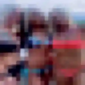 Urielle, 33 ans, dispo pour rencontre coquine à Auneau-Bleury-Saint-Symphorien
