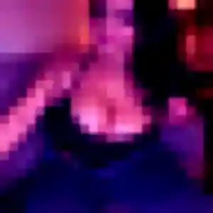 Charmante Tania, 23 ans à Bagnolet - voir sa photo