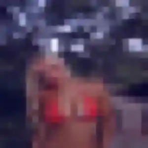 Ulrike, 31 ans, disponible à Belin-Béliet pour une rencontre coquine