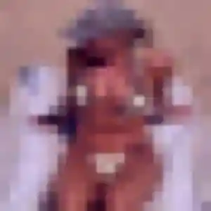 Profil de Delphine à Caumont-sur-Durance (24 ans) - rencontre coquine discret