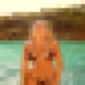 Elodie de Cormontreuil, 45 ans - rencontre coquine discret