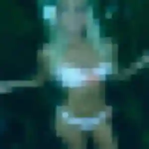 Olga, 19 ans, veut un rencontre coquine à Dainville