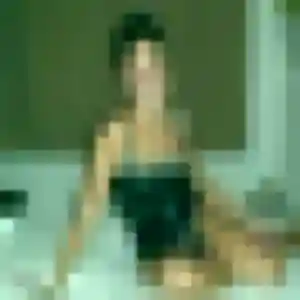 rencontre coquine à Domène : profil de Lou-Anne, 19 ans - accès libre