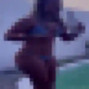 Tania, 39 ans, cherche un rencontre coquine à Domérat