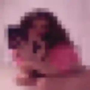 Découvre Ibtissam, 21 ans à Ernée gratuitement