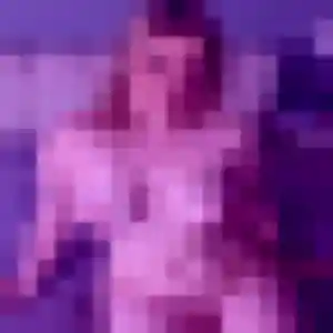 Colombe, 23 ans, connectée à Évry-Courcouronnes pour une rencontre coquine