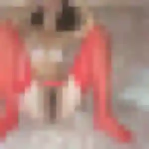 Eugenie, 24 ans, disponible à Fleury-les-Aubrais pour un rencontre coquine