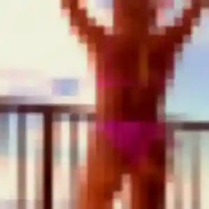 Malika de Fontenilles, 27 ans - rencontre coquine discret