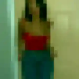 Charmante Anna, 32 ans à Issy-les-Moulineaux - voir sa photo