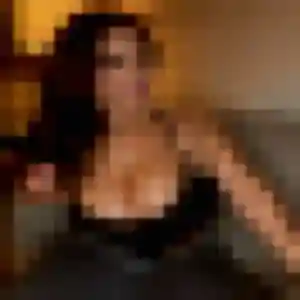 Amira, 32 ans, dispo pour rencontre coquine à La Chapelle-Saint-Mesmin