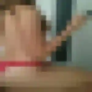 Photo de Josiane à Le Kremlin-Bicêtre (21 ans) - rencontre coquine anonyme