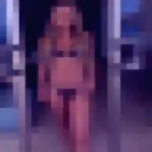 Aurore, femme de 30 ans propose rencontre coquine à Les Lilas