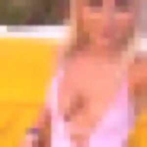 Malika, 19 ans, connectée à Marignane pour une rencontre coquine