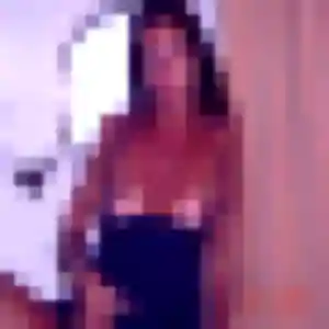 Contacte Whitney, 19 ans à Melesse gratuitement