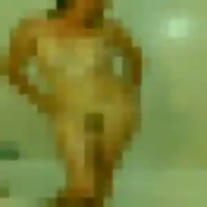 Leila, fille de 26 ans veut rencontre coquine à Moëlan-sur-Mer