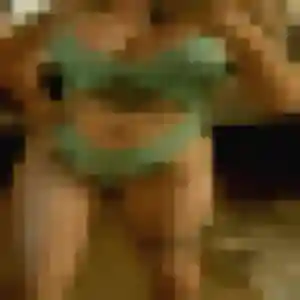 Photo sexy de Suzanne, 19 ans à Monteux - rencontre sans lendemain