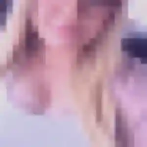 Gaia, femme de 22 ans veut rencontre coquine à Olivet