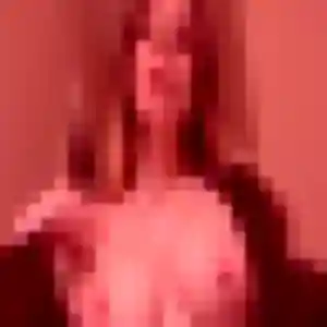 Leonore (24 ans) à Ondres cherche une rencontre rapidement