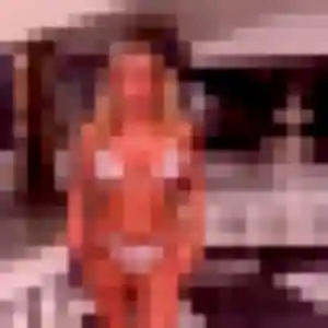 Siham (21 ans) à Petite-Île cherche une rencontre maintenant
