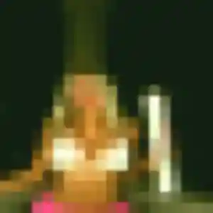 Philippine, 34 ans, disponible à Ploemeur pour une rencontre coquine