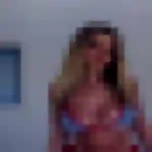 Estee, 25 ans, cherche un rencontre coquine à Plouguerneau