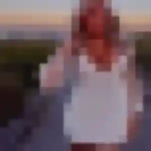 Rejoins Debora, 40 ans à Poissy gratuitement