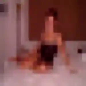Sexy Yasmina, 36 ans à Pont-Saint-Esprit - découvrir son profil