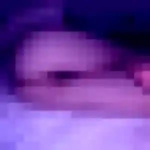 Imane, 19 ans, connectée à Pourrières pour une rencontre coquine