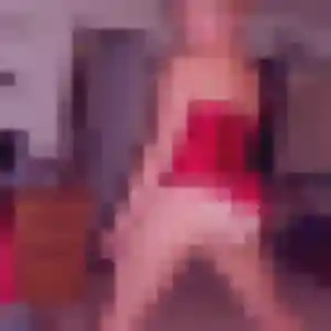 Photo de Louisa à Pourrières (42 ans) - rencontre coquine anonyme