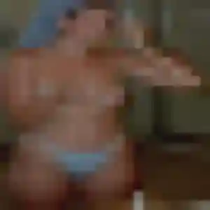 rencontre coquine à Rodez : photo de Iris, 32 ans - accès libre