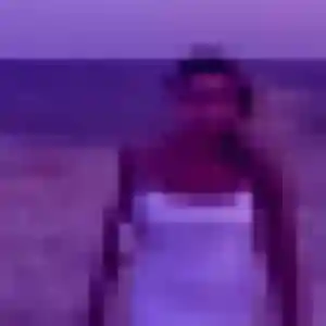 Rejoins Charline, 19 ans à Saint-Avertin gratuitement