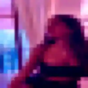 rencontre coquine à Saint-Laurent-du-Var : profil de Anouk, 32 ans - sans engagement