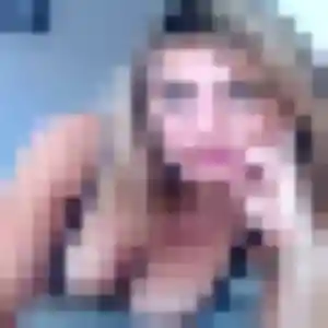 Janine, 21 ans, connectée à Sainte-Luce pour un rencontre coquine