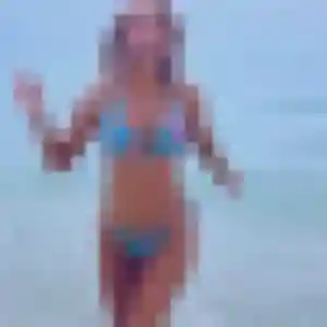 Raphaelle, 21 ans, dispo pour rencontre coquine à Talmont-Saint-Hilaire