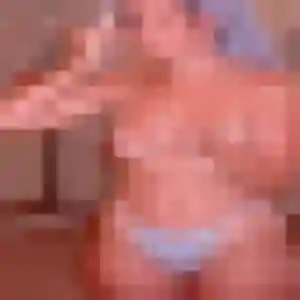 Profil de Hajar à Tours (25 ans) - rencontre coquine discret
