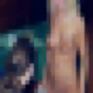 Photo privée de Adelaide, 26 ans à Villerest - rencontre coquine